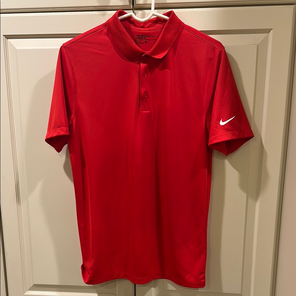 Nike Men's Red Polo Shirt - like new. Never worn.